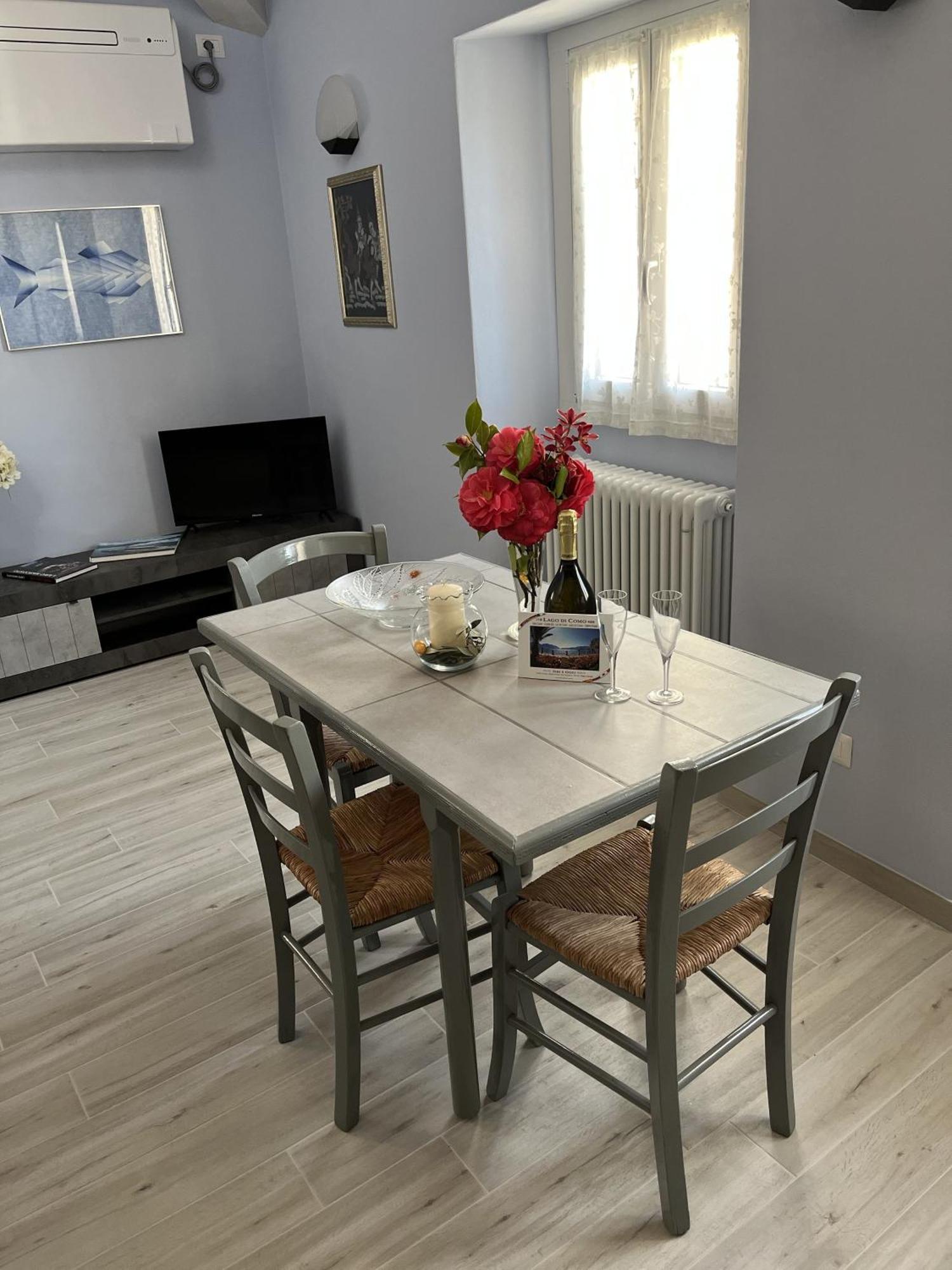 Casa Castellana Apt 1 E Casa Castellana Apt 2 Sala Comacina Zewnętrze zdjęcie